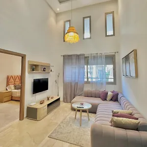 Take A Cosy Rest Near The Airport Appartement